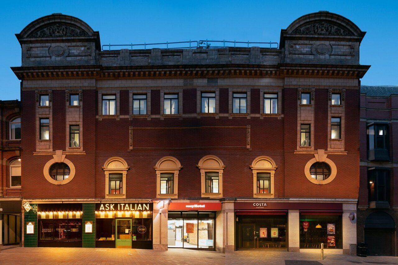 Easyhotel Leeds Exteriör bild
