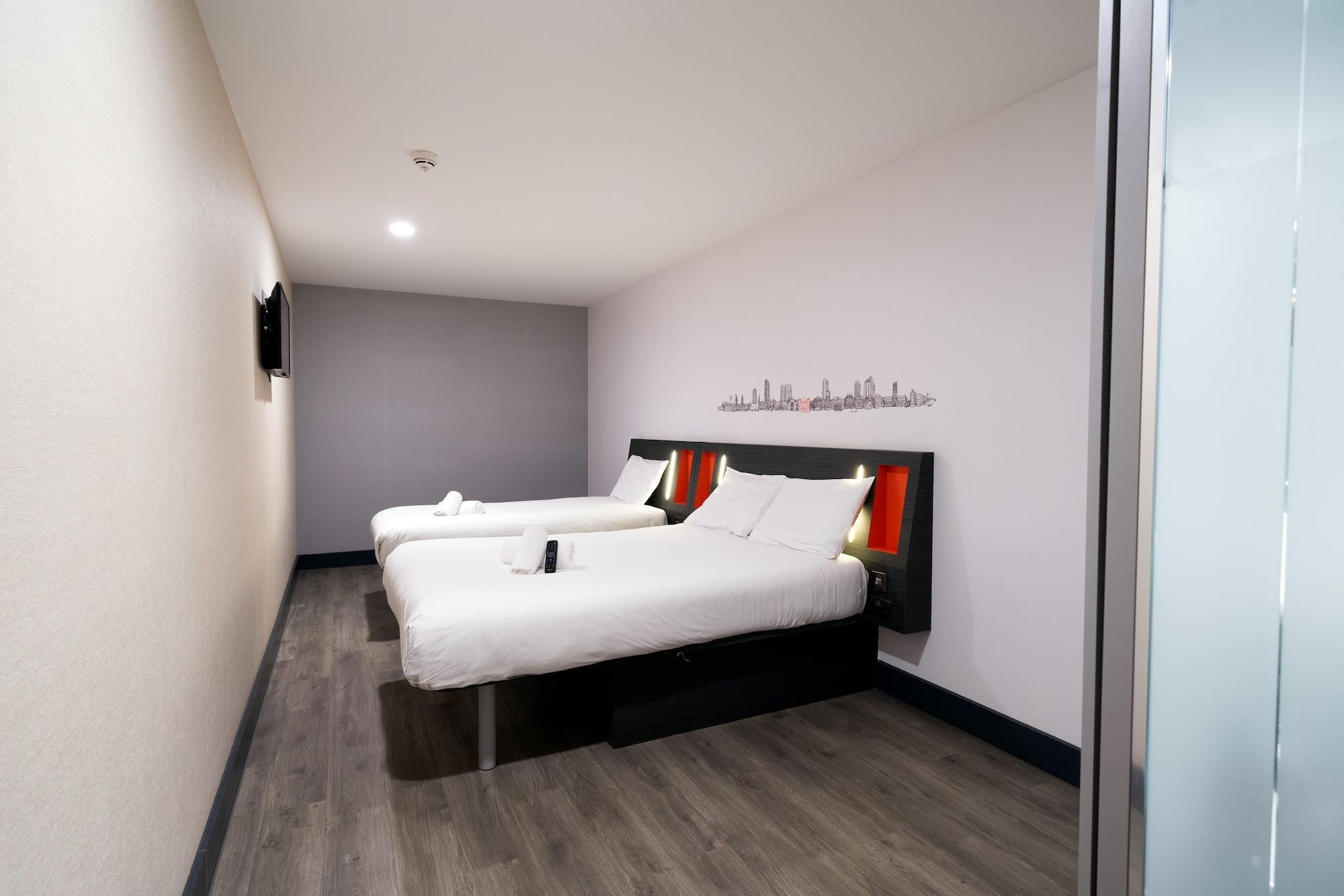 Easyhotel Leeds Exteriör bild